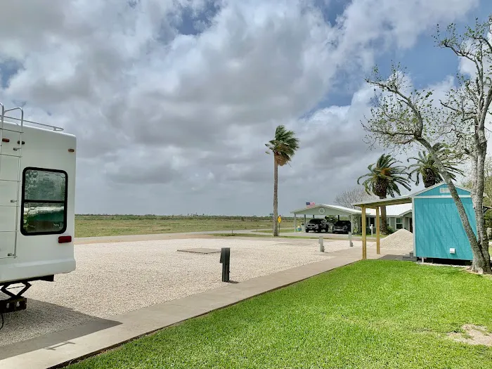 Pelican's Post RV Park Picture 1