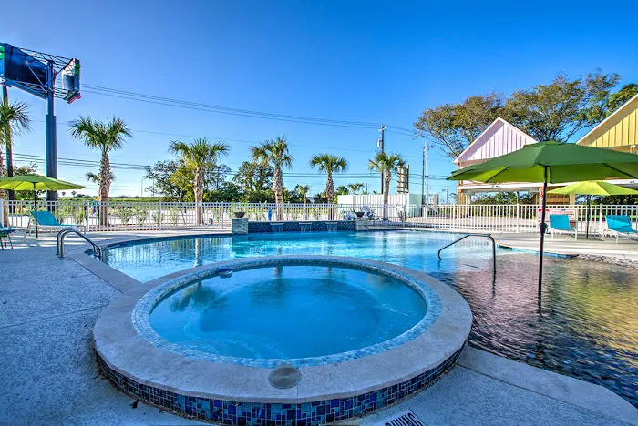 Seaside RV Resort & Hotel Picture 7