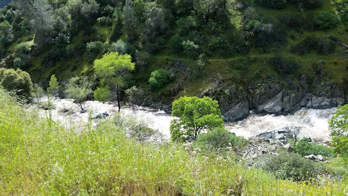 Moccasin Campground - Don Pedro Lake Picture 9