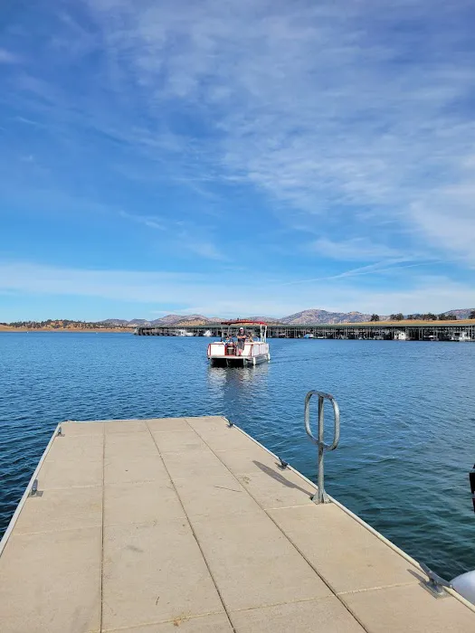 Lake Don Pedro - Fleming Meadows Entrance Picture 4