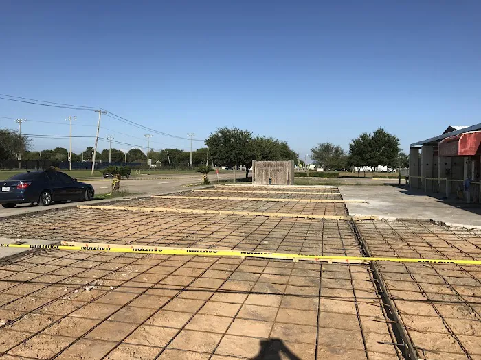 Palms RV Park Picture 2