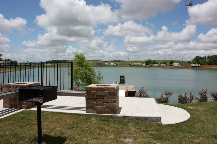 USA RV Resorts Lake Cove Picture 4