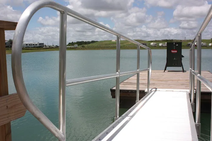 USA RV Resorts Lake Cove Picture 10