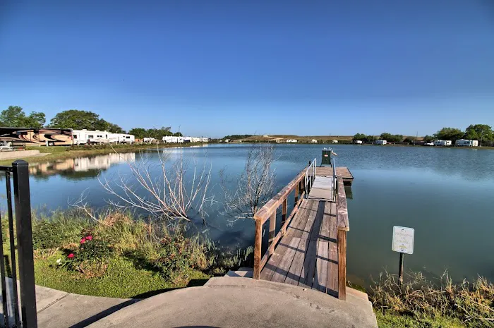 USA RV Resorts Lake Cove Picture 2