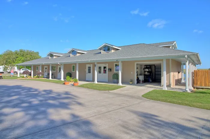 USA RV Resorts Lake Cove Picture 5
