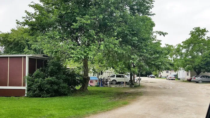 Bayview RV & Mobile Home Park Picture 6