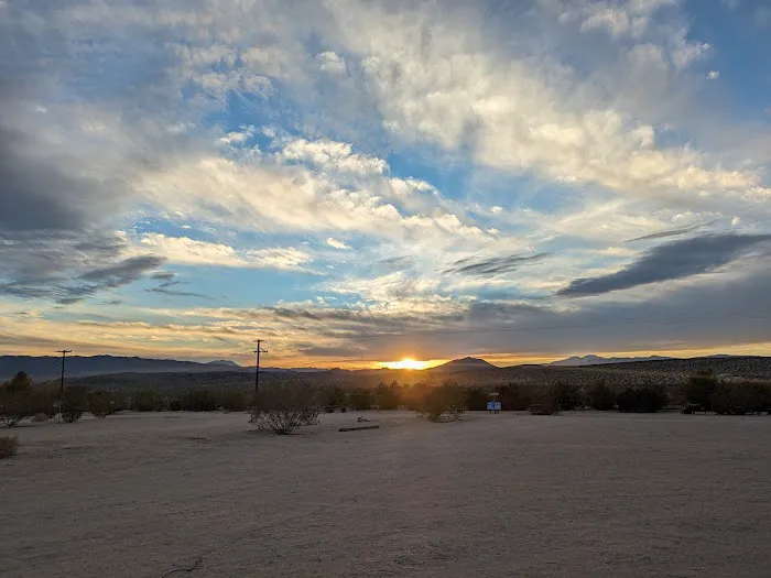 Joshua Tree Lake RV & Campground Picture 7