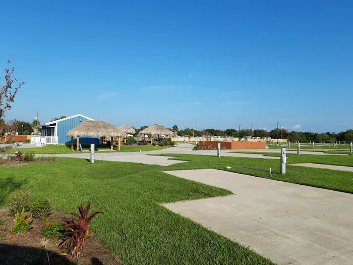 Summer Breeze Kemah RV Resort Picture 6