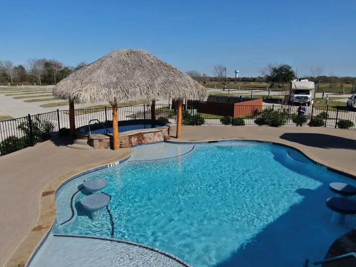 Summer Breeze Kemah RV Resort Picture 2
