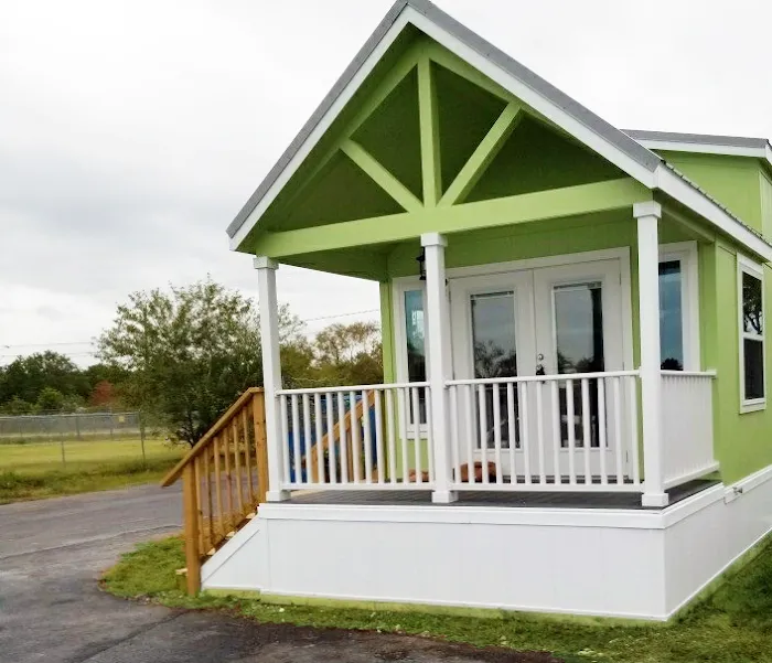 Bayshore RV & Mobile Home Park Picture 10