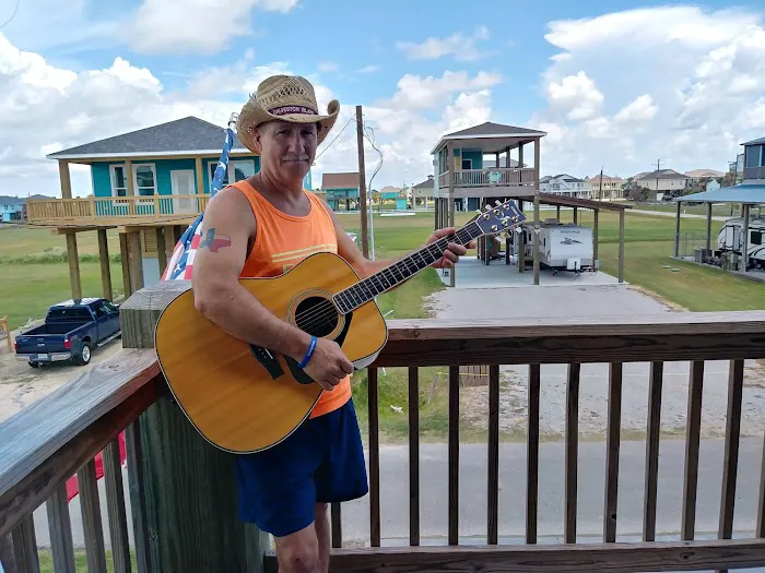 Lazy Pelican RV Park Picture 6