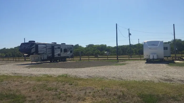 Gator RV Park Picture 1