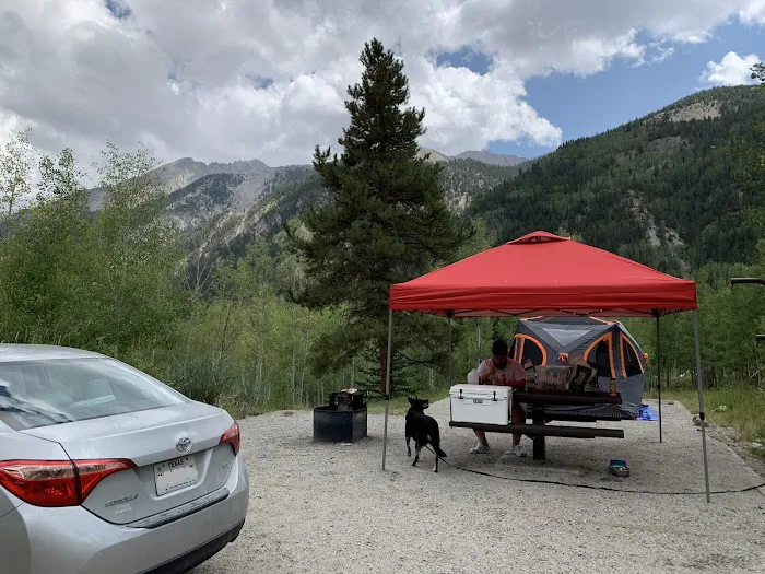 Cottonwood Lake Campground Picture 1