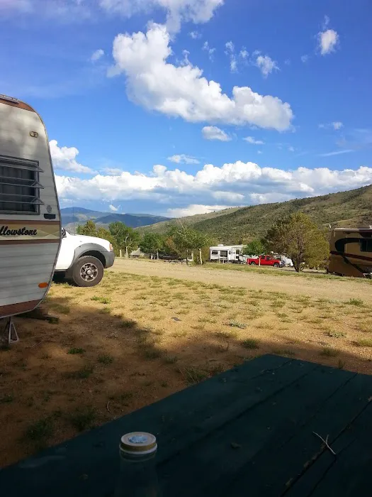 Heart of Rockies Campground Picture 8