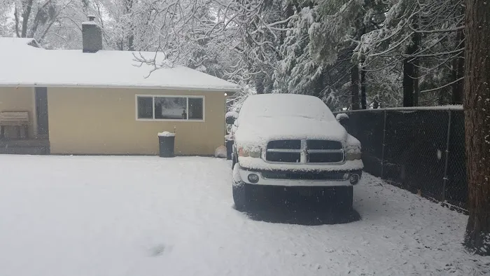 Hillcrest Mobile Home Park Picture 2