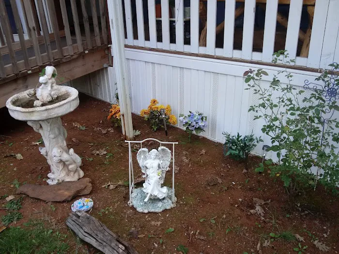 Hillcrest Mobile Home Park Picture 7
