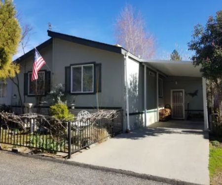 Hillcrest Mobile Home Park
