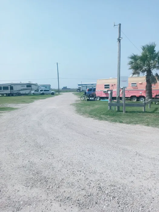 Surfside Beach RV Park Picture 2