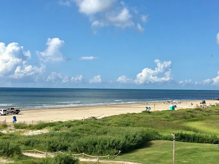The Breeze Beachfront Resort Picture 3