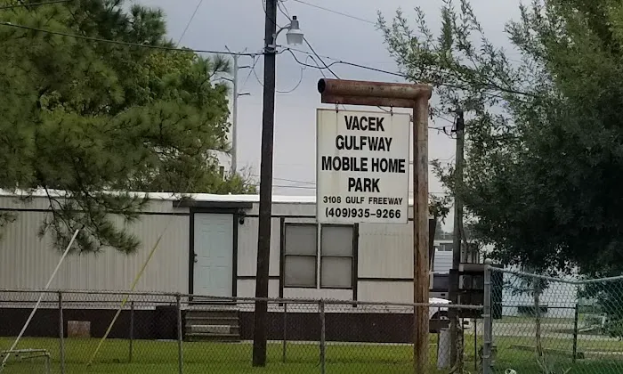 Gulf Breeze Mobile Home Park Inc Picture 1