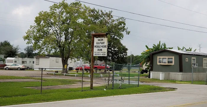 Gulf Breeze Mobile Home Park Inc Picture 4