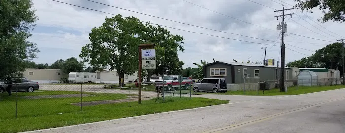 Gulf Breeze Mobile Home Park Inc Picture 3