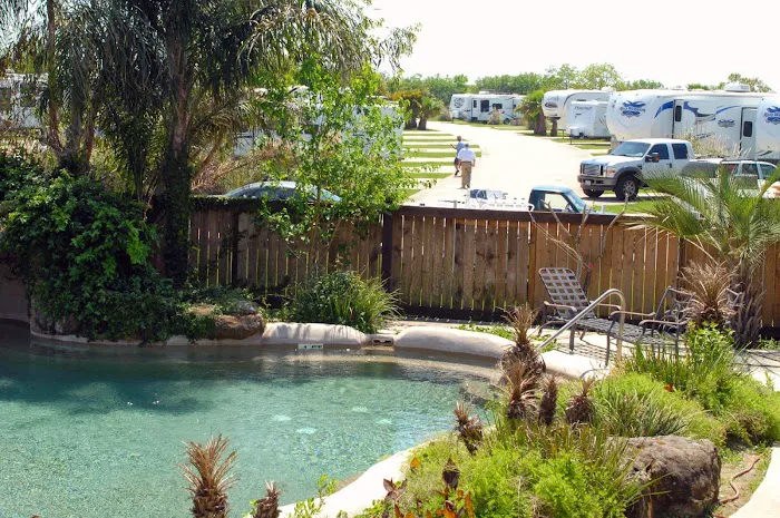 Ron Hoover Oasis RV Park Picture 8