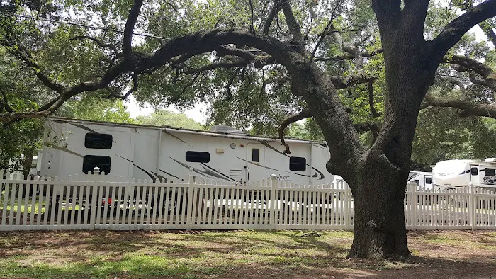 Kemah RV Resort Picture 7