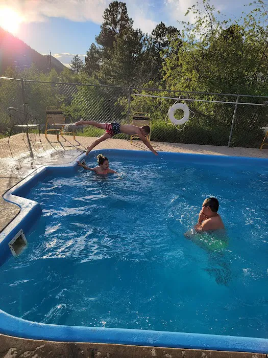 Yogi Bear's Jellystone Park Camp-Resort in Estes Park, CO Picture 3
