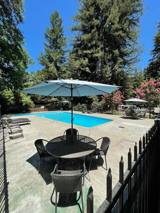 Redwood Resort RV Park Picture 5