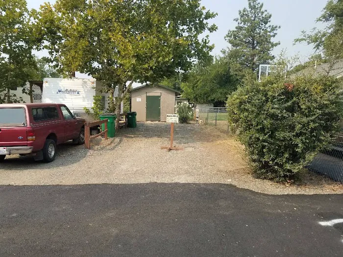 Cottonwood Oaks Mobile Home Park Picture 7