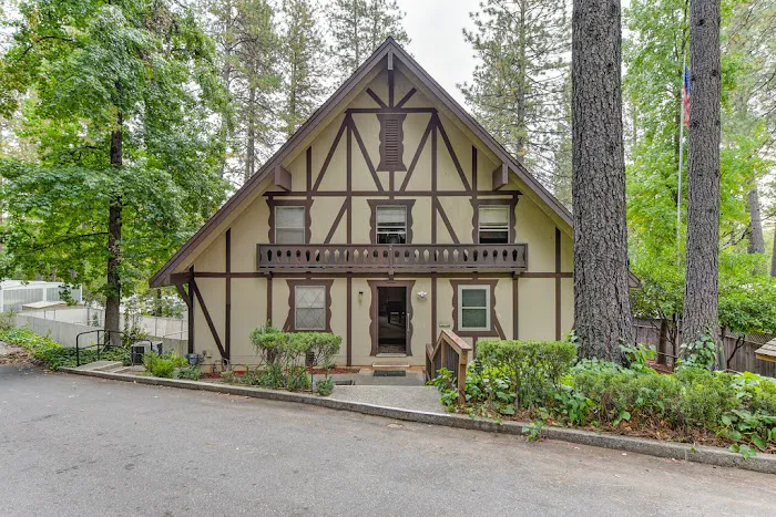 Grass Valley Mobile Home Village Picture 10