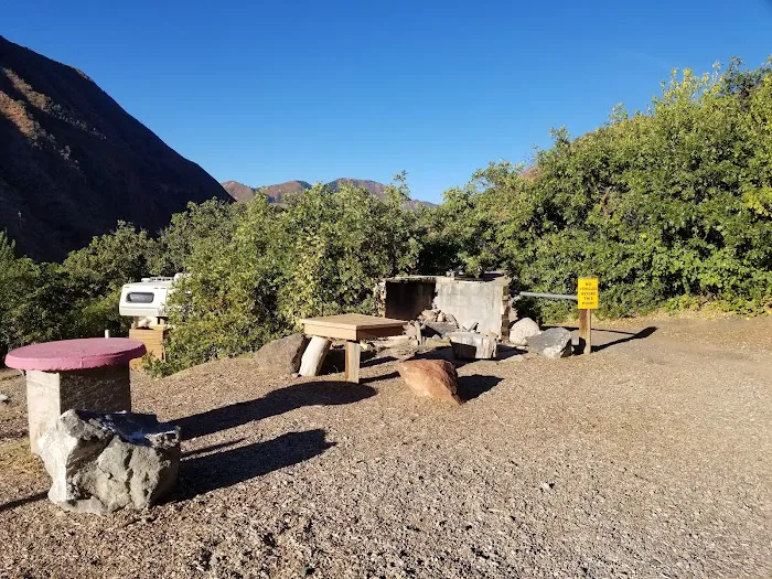 Ami's Acres Campgrounds Picture 2