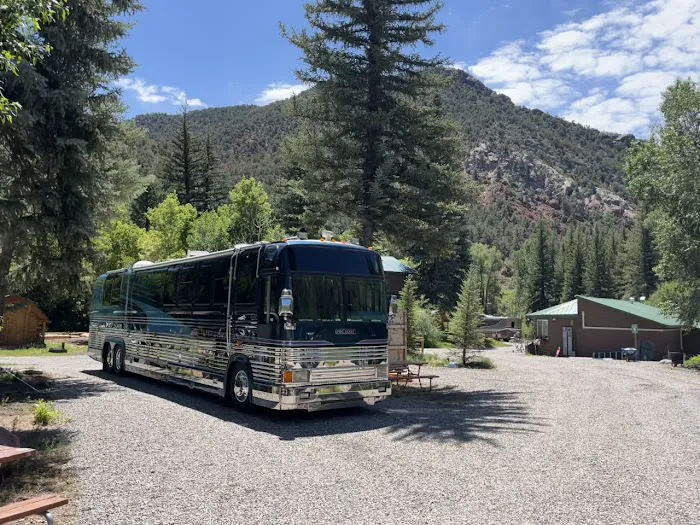 ELK CREEK CAMPGROUND Picture 6