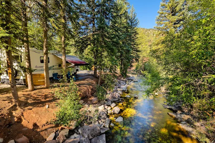 ELK CREEK CAMPGROUND Picture 7