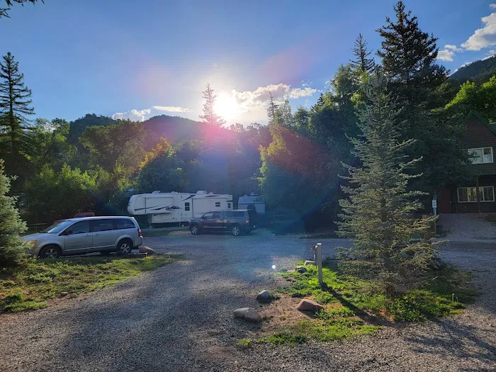 ELK CREEK CAMPGROUND Picture 2