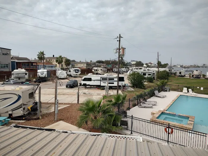 Galveston RV Resort and Marina Picture 9