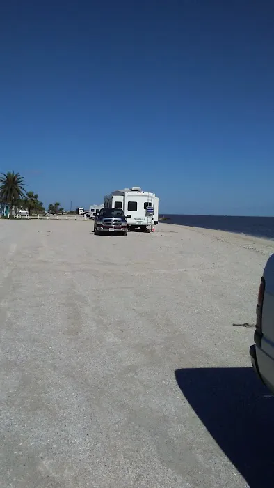 Texas Gulf RV Park Picture 3