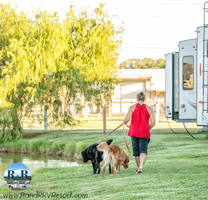 R & R RV Resort & Casitas Picture 8