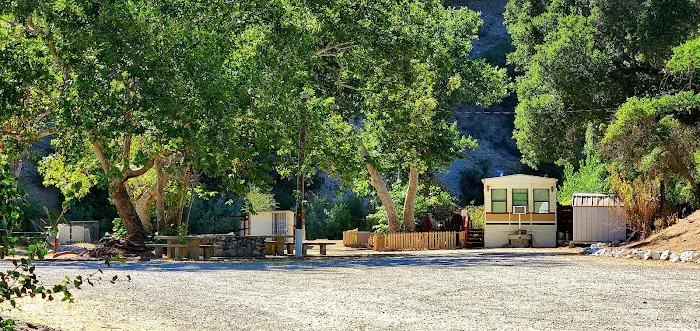 Royal Sierra Mobile Home Park Picture 1