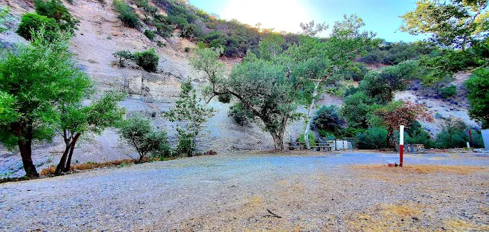 Royal Sierra Mobile Home Park Picture 2