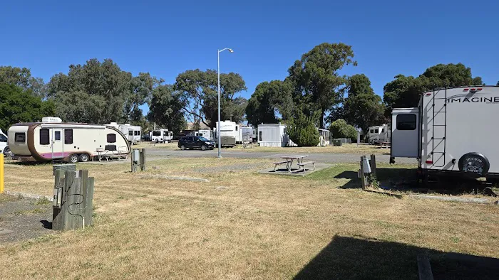 Travis FamCamp Office Picture 9