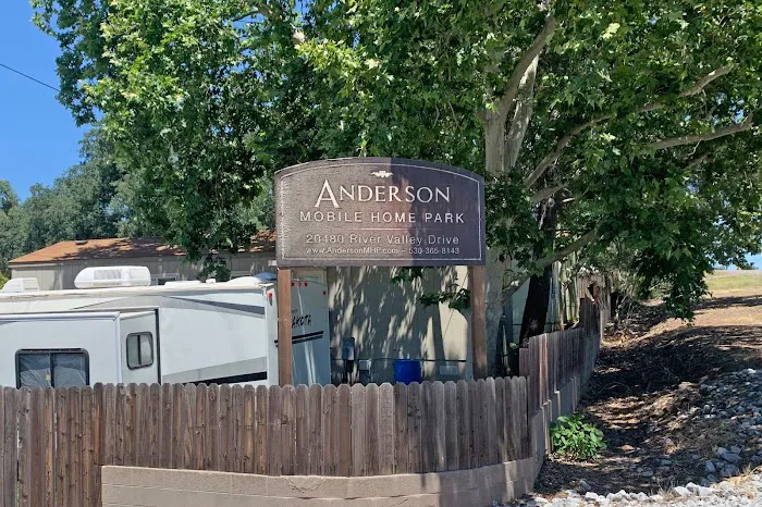 Anderson Mobile Home Park Picture 7
