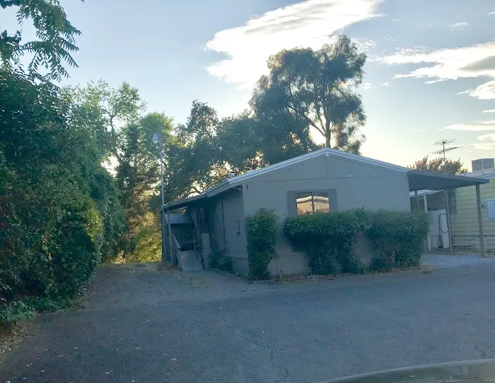 River Breeze Mobile Home Park Picture 3