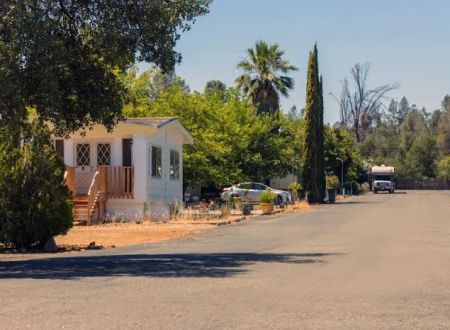Cottonwood Ridge Manufactured Housing Communing