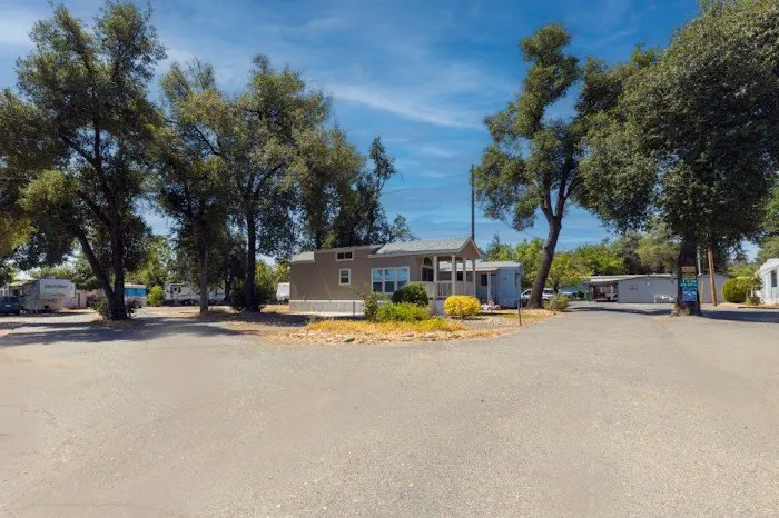 Cottonwood Ridge Manufactured Housing Communing Picture 4