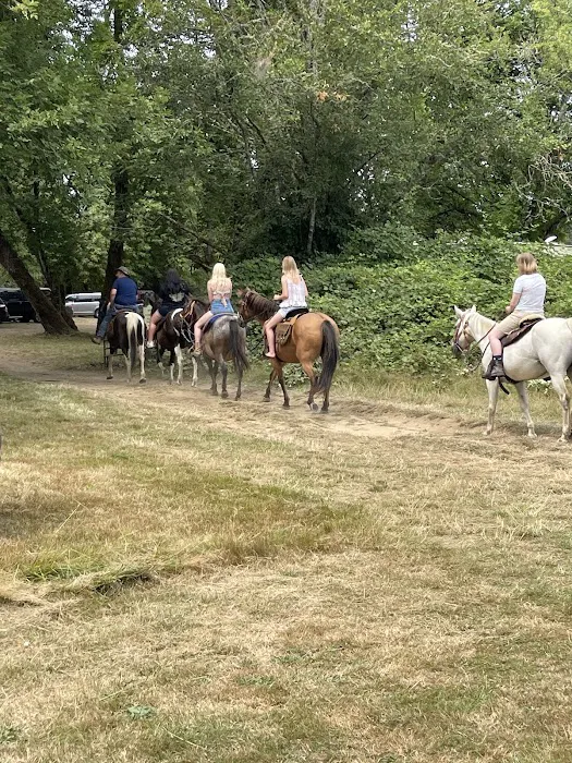 Bar UK River Ranch Camp and Ride Picture 1
