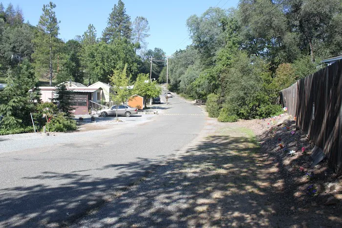 Blackberry Meadows Mobile Home Park Picture 10