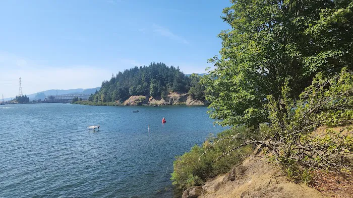 Eagle Creek Overlook Group Campground Picture 1