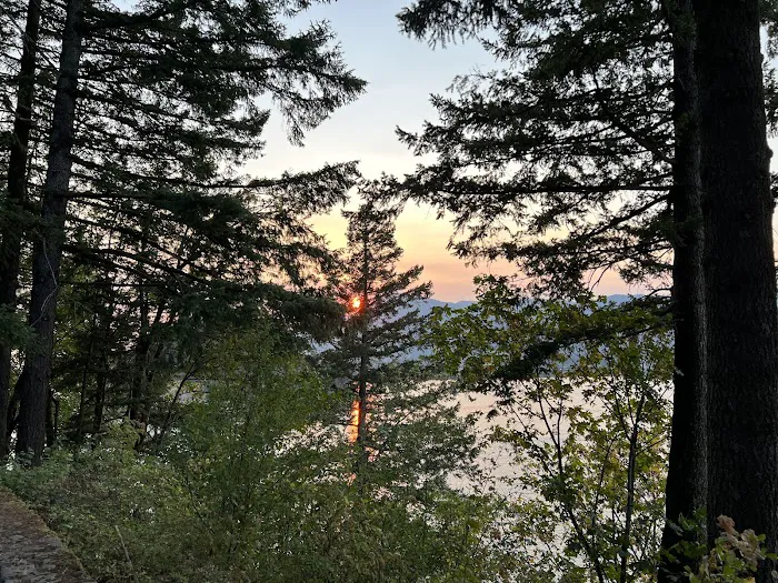 Eagle Creek Overlook Group Campground Picture 5